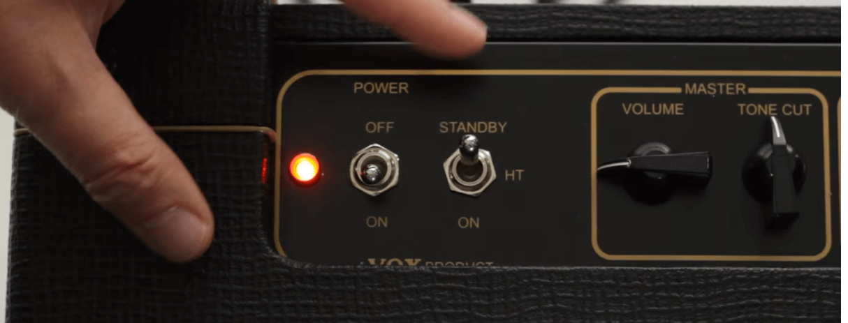The VOX AC15 Custom Tube Guitar Amplifier The VOX AC15 Custom Tube Guitar Amplifier