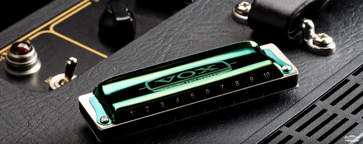 The aggressive VOX Continental Type-1, adorned in British green