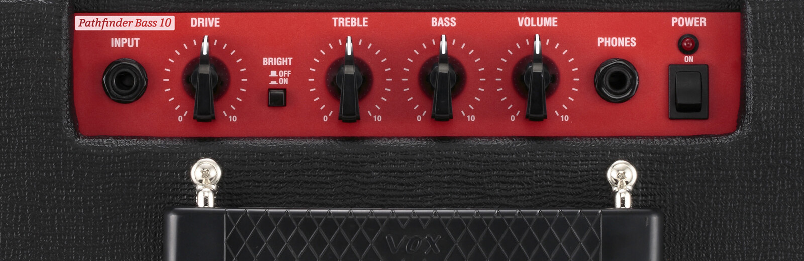 Closeup of red controls on VOX Pathfinder Bass 10