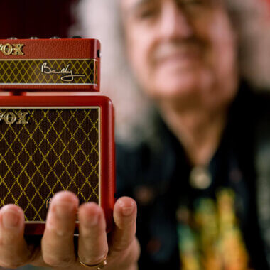 brian may featuring the limited edition amplug set