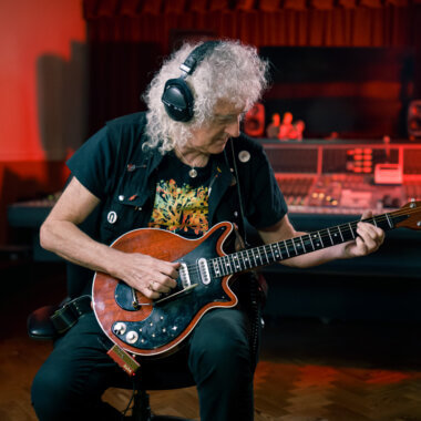 brian may featuring the limited edition amplug set