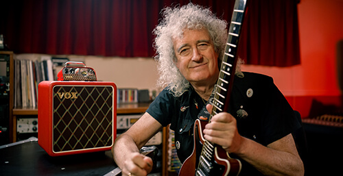brian may holding the new signature amps